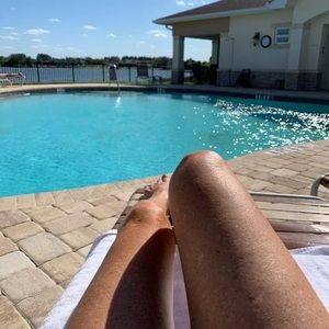 Meet your Posher, Joyce